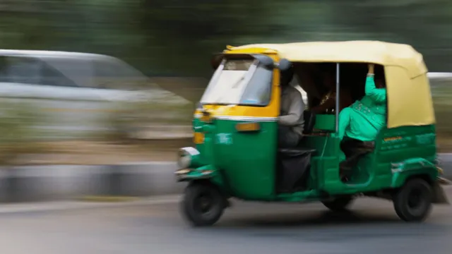 uber-driver-refuses-to-put-otp-says-app-will-charge-less-viral-video-provokes-netizens